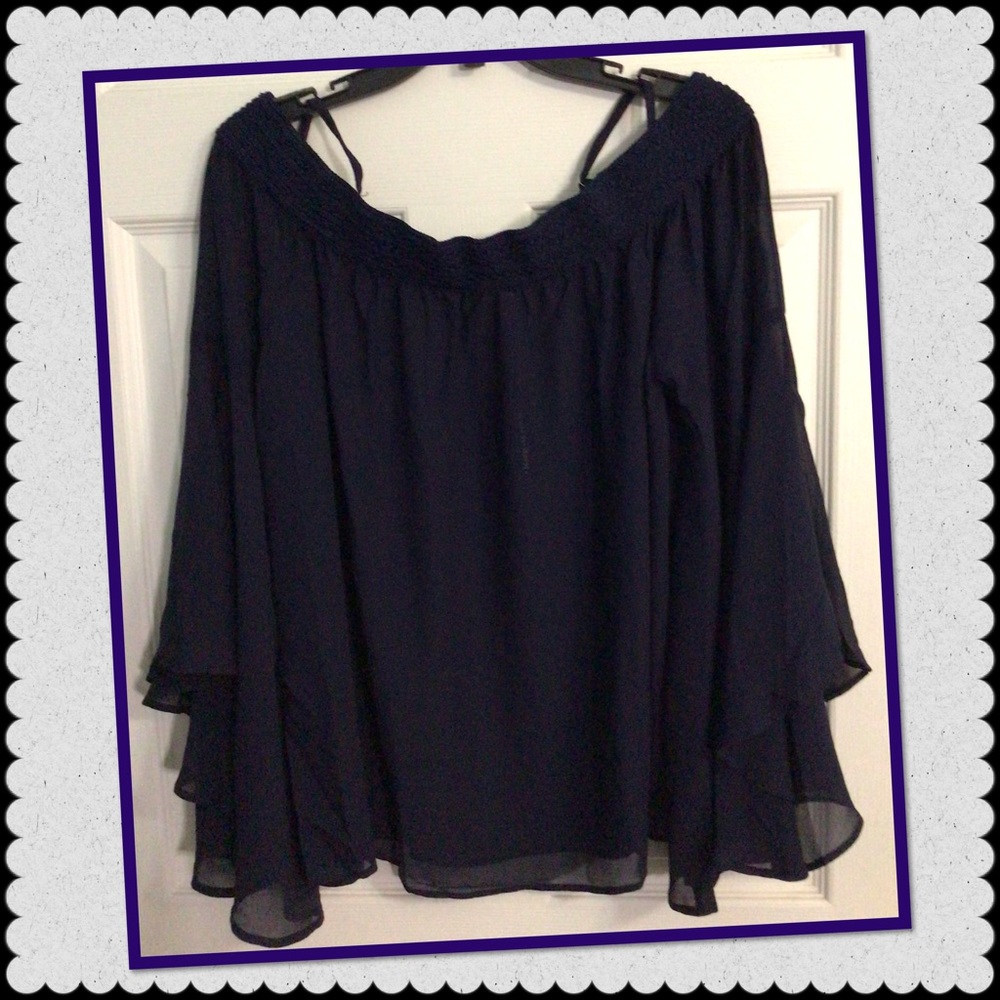 Women’s Fashion Top Print Off The Shoulder.